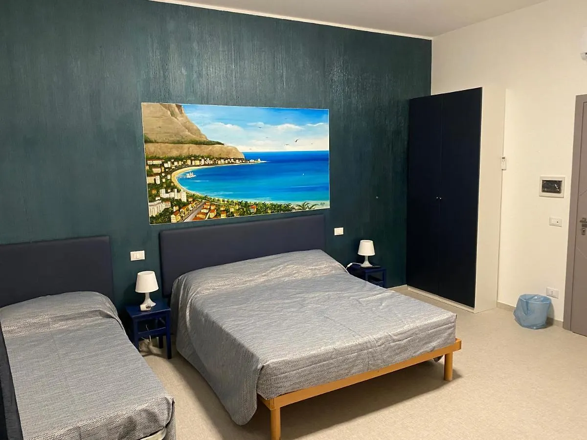 Palermo City Room