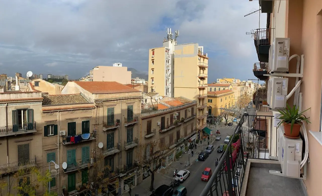 Palermo City Room